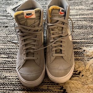 Nike Blazer Mid ‘77